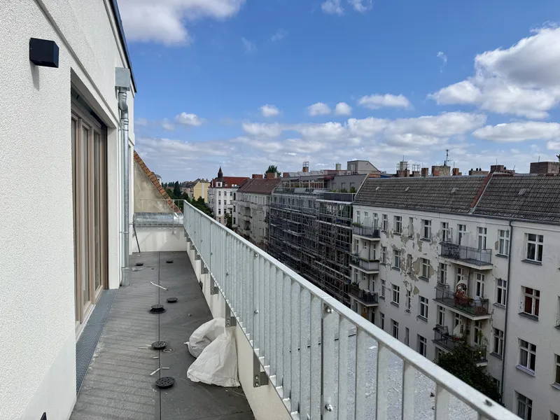 Moderne 2 Zimmer Wohnung mit Terrasse — photo 1